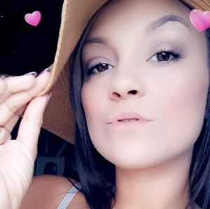 Meet your Posher, Lindsay